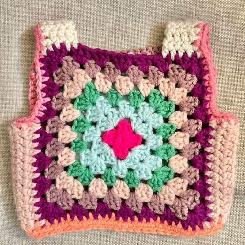 Marvelous Crochet Vest- Pinks- 12/18m 2 Marvelous Crochet Vest- Pinks- 12/18m - Image 2